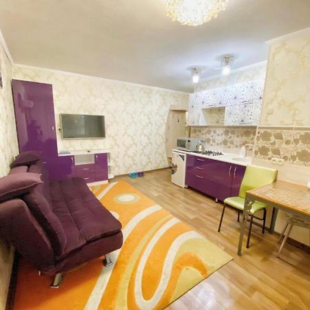 Apartments Ahmetova 4 21 Almaty Ngoại thất bức ảnh