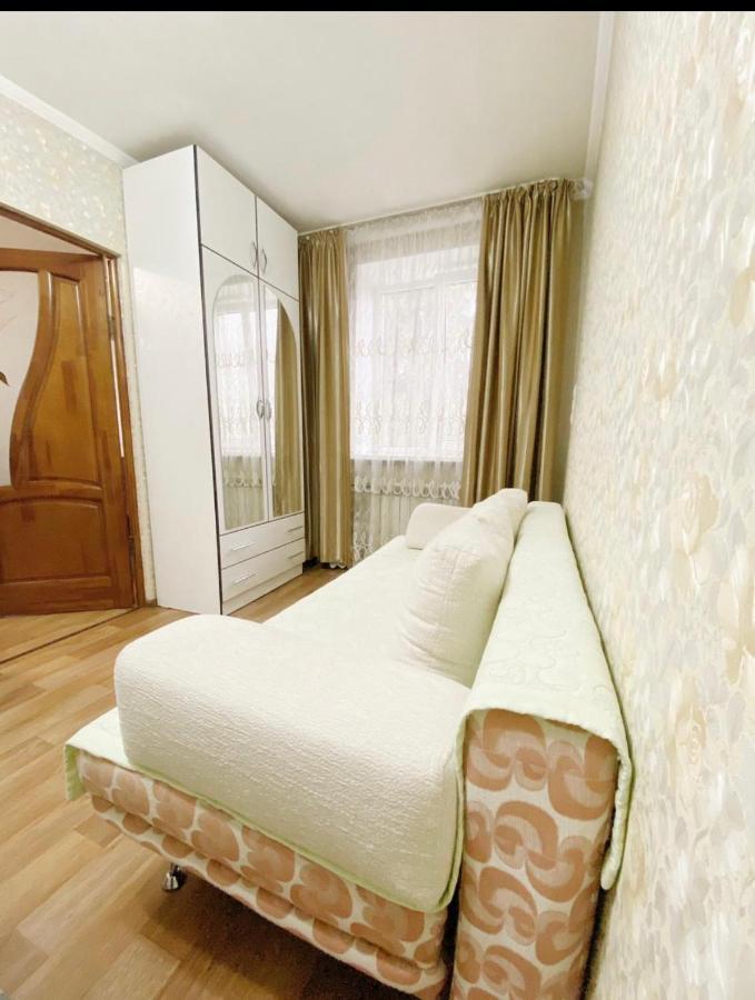 Apartments Ahmetova 4 21 Almaty Ngoại thất bức ảnh