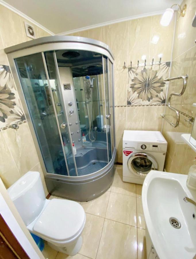 Apartments Ahmetova 4 21 Almaty Ngoại thất bức ảnh
